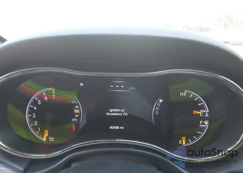 2020 Jeep Grand Cherokee Laredo E 4X2 z USA, uszkodzony, nr VIN 1C4RJEAG9LC106401